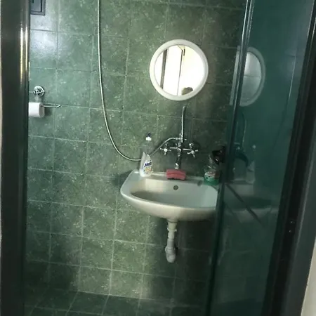 Нощувки Шумен Appartement *