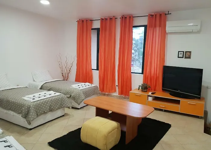 Нощувки Шумен *