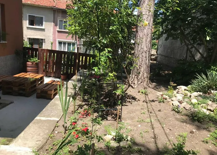 Нощувки Шумен *